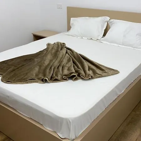 Apartman 435 *